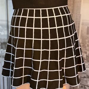 Forever 21 Black and White Skater Mini Skirt